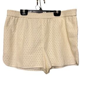 Diane Von Furstenberg size 12 Ivory laser cut athletic shorts with pockets   NWT